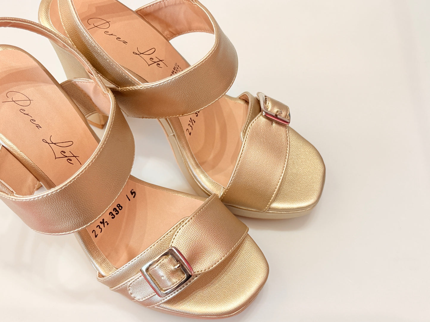 ZAPATILLA 33815 PEREZ LETE SILKEN HEBILLA AJUSTABLE