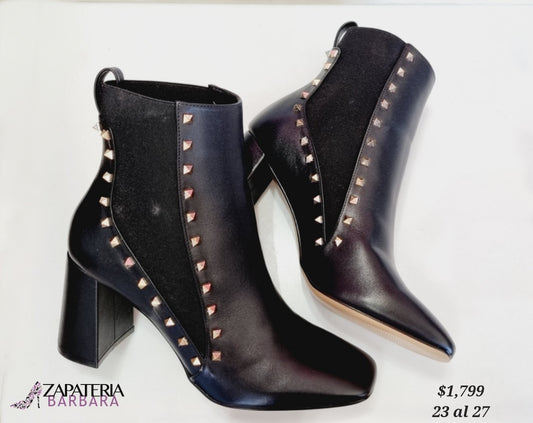 BOTA 40401 FELIPE RIVERA ESTOPEROLES NEGRO