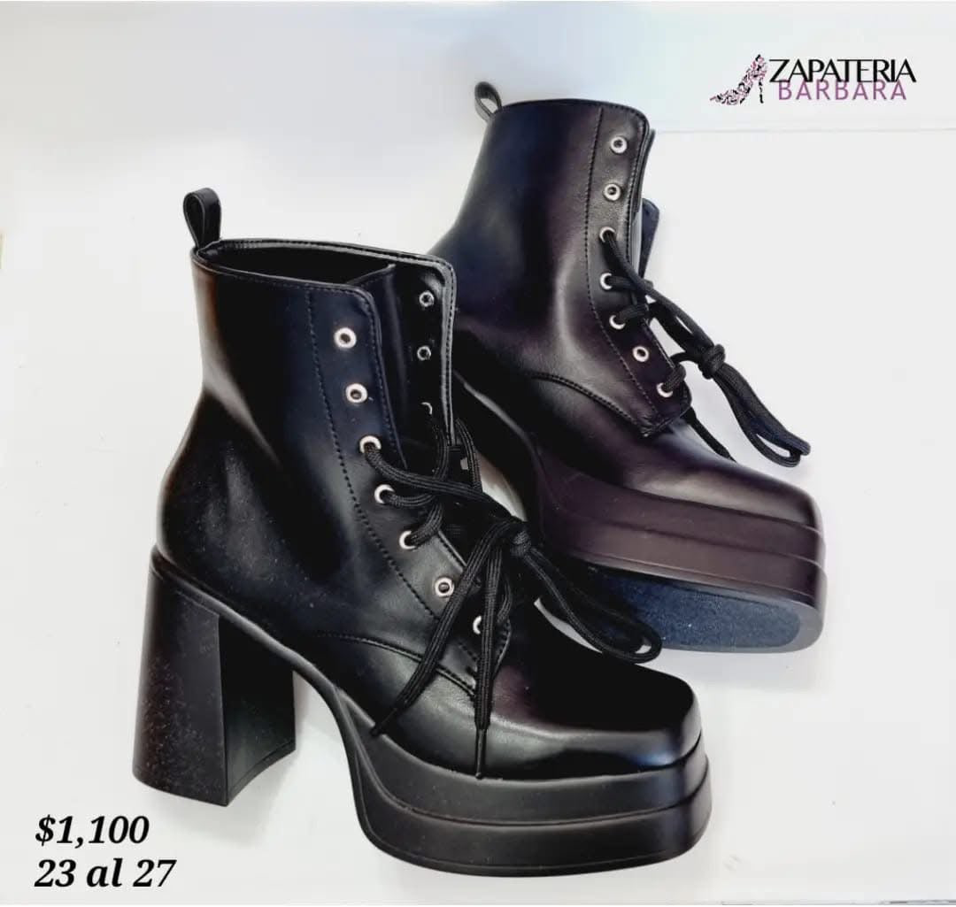 BOTIN 766 SENTIES PLATAFORMA CON CORDONES NEGRO