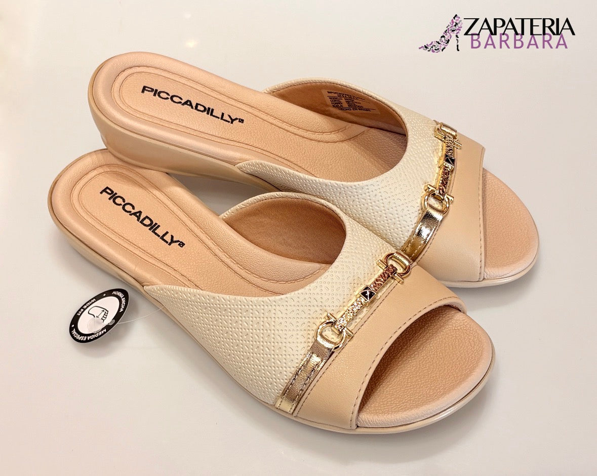 SANDALIA CONFORT 500404 PICCADILLY DE PISO BEIGE NUDE CON HEBILLA ORO