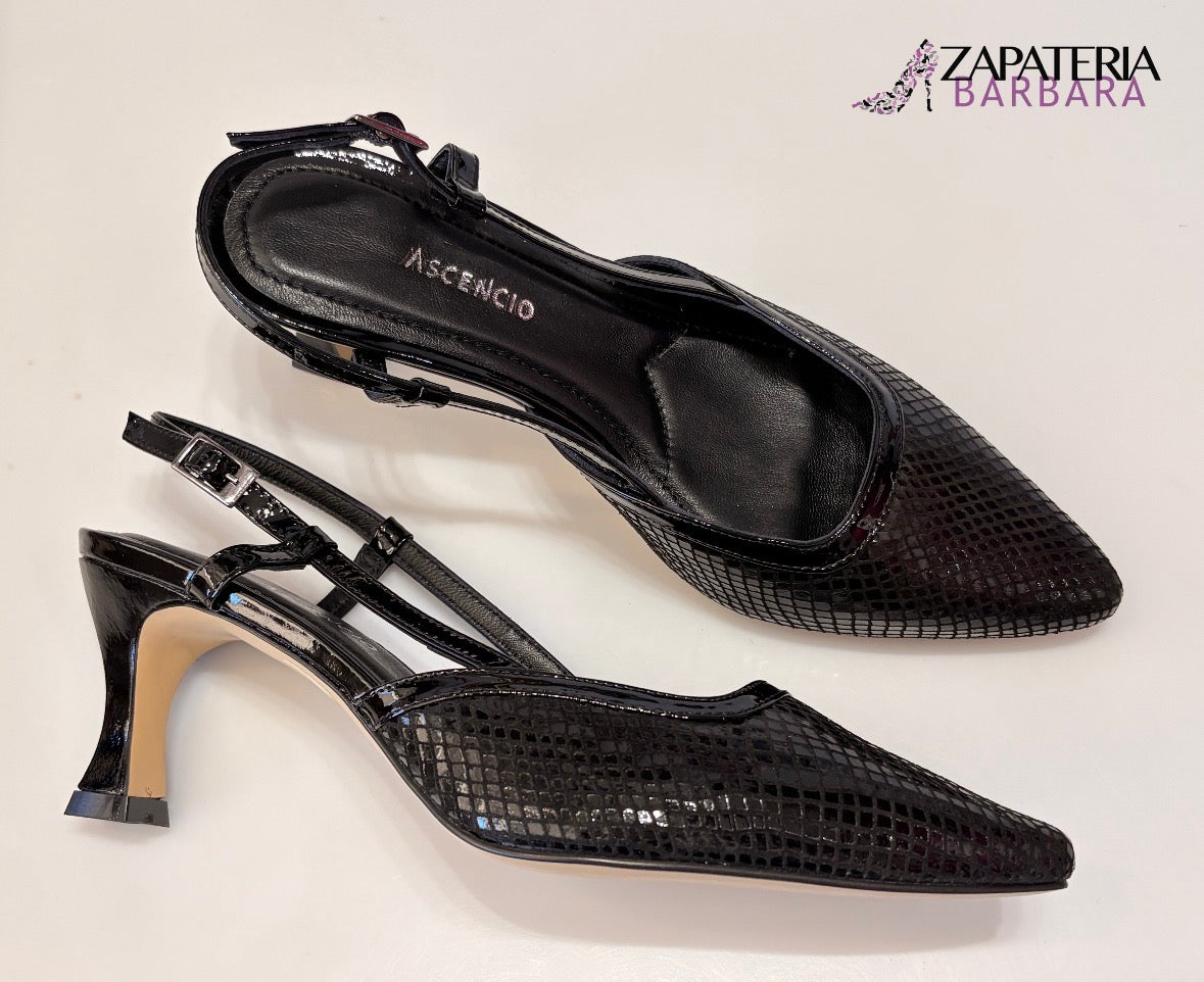ZAPATILLA 26183 ASCENCIO PIEL DESTALONADA NEGRO