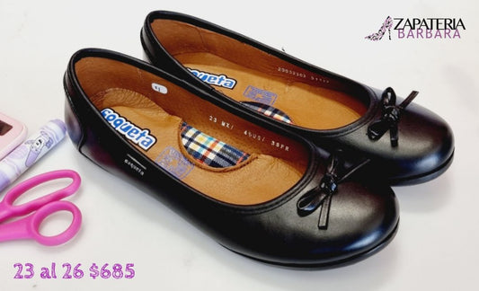 ZAPATO ESCOLAR COQUETA 31117 NEGRO MOÑO